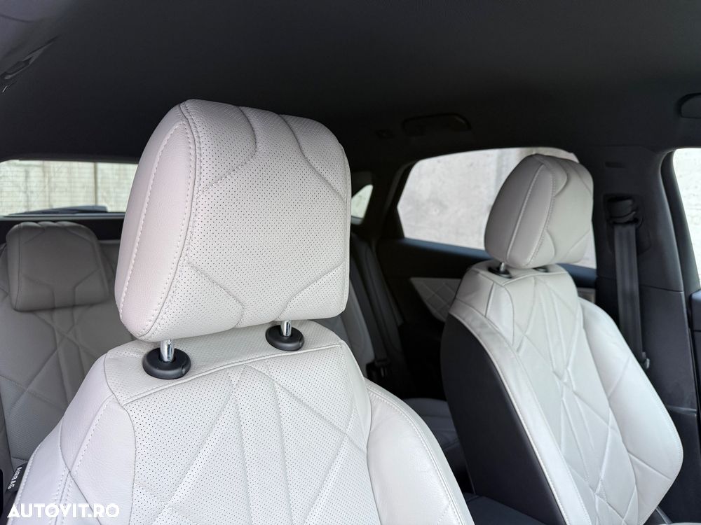 DS Automobiles DS 7 Crossback 4x4 300 RIVOLI - 33