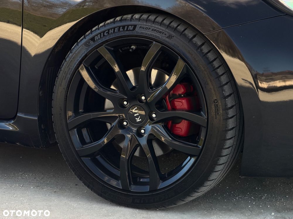 Kia Ceed 1.6 T-GDI GT XL - 28