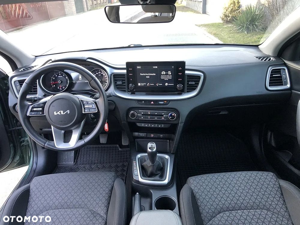 Kia Ceed 1.5 T-GDI L - 12