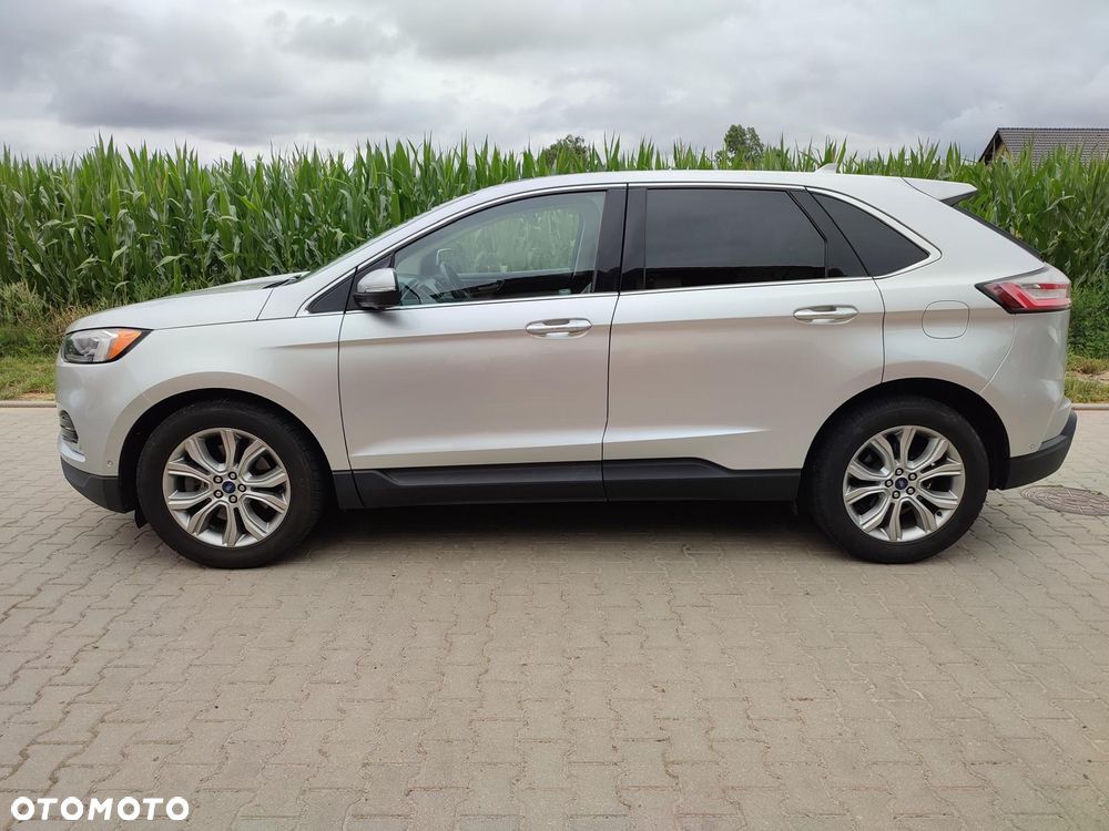 Ford Edge - 2