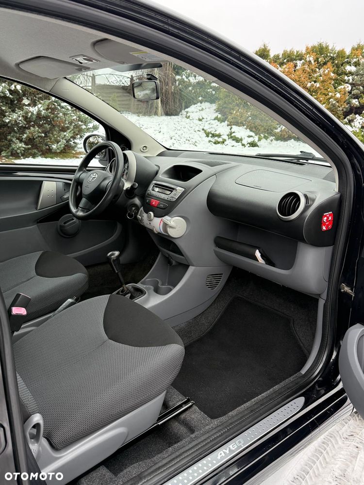 Toyota Aygo 1.0 VVT-i Luna A/C - 24