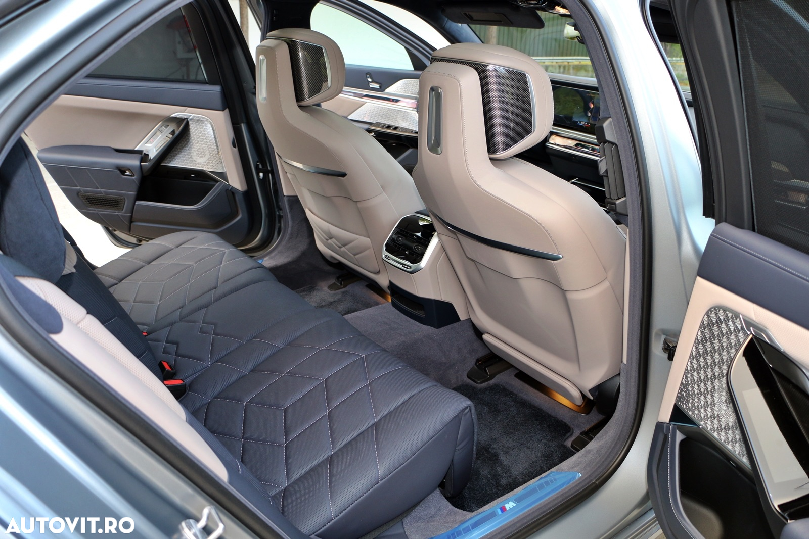BMW Seria 7 740d xDrive MHEV - 5