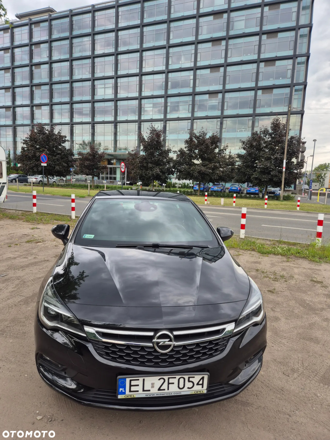 Opel Astra V 1.4 T Dynamic - 4