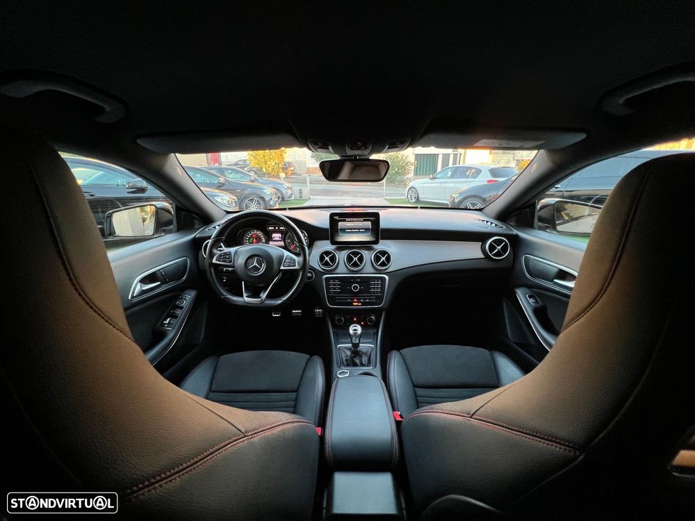 Mercedes-Benz CLA 200 d Shooting Brake AMG Line - 11