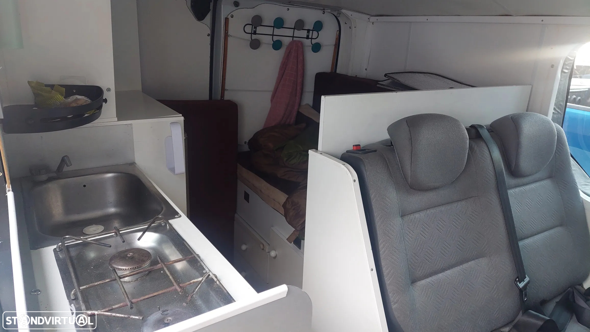 Renault Trafic AUTOCARAVANA - 24