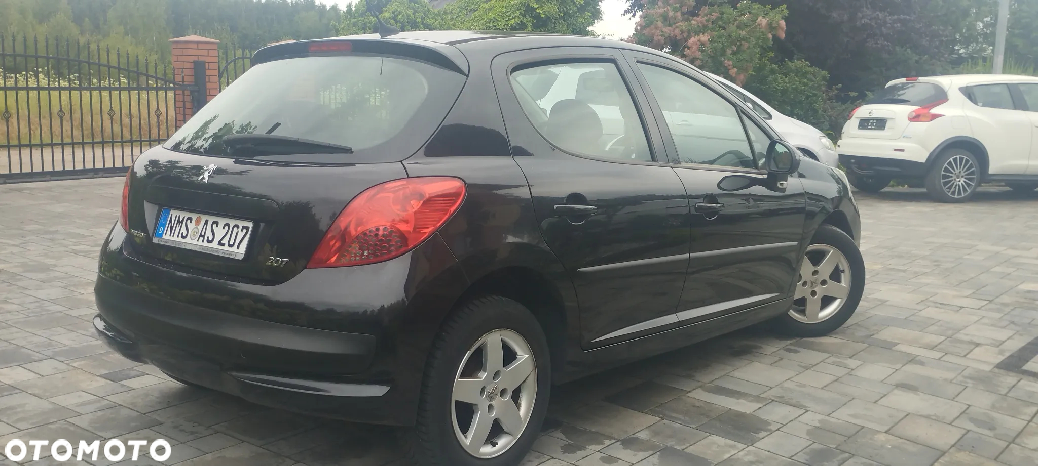 Peugeot 207 1.4 16V Trendy - 3