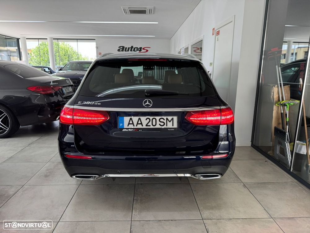 Mercedes-Benz E 300 de AMG Line - 7