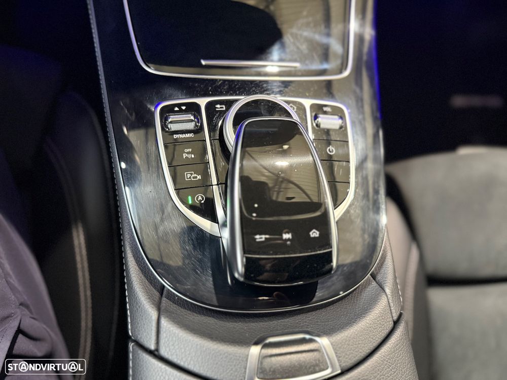 Mercedes-Benz E 300 d AMG Line - 21