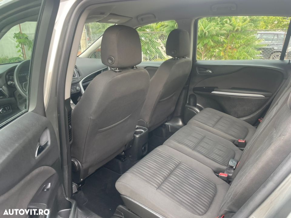 Opel Zafira - 7