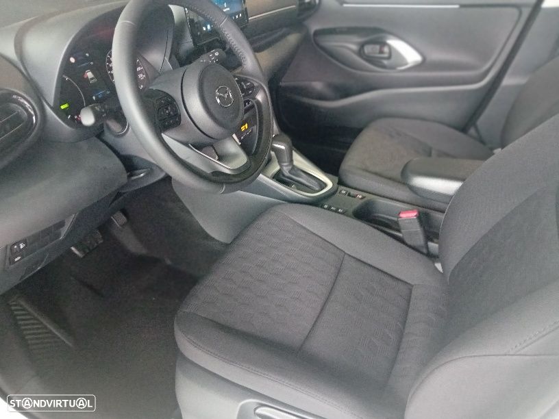 Mazda 2 1.5 L Hybrid VVT-i Centre-Line - 4