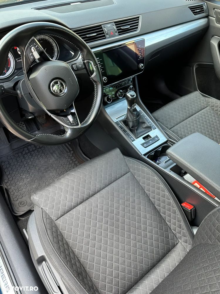 Skoda Superb 2.0 TDI Ambition - 21