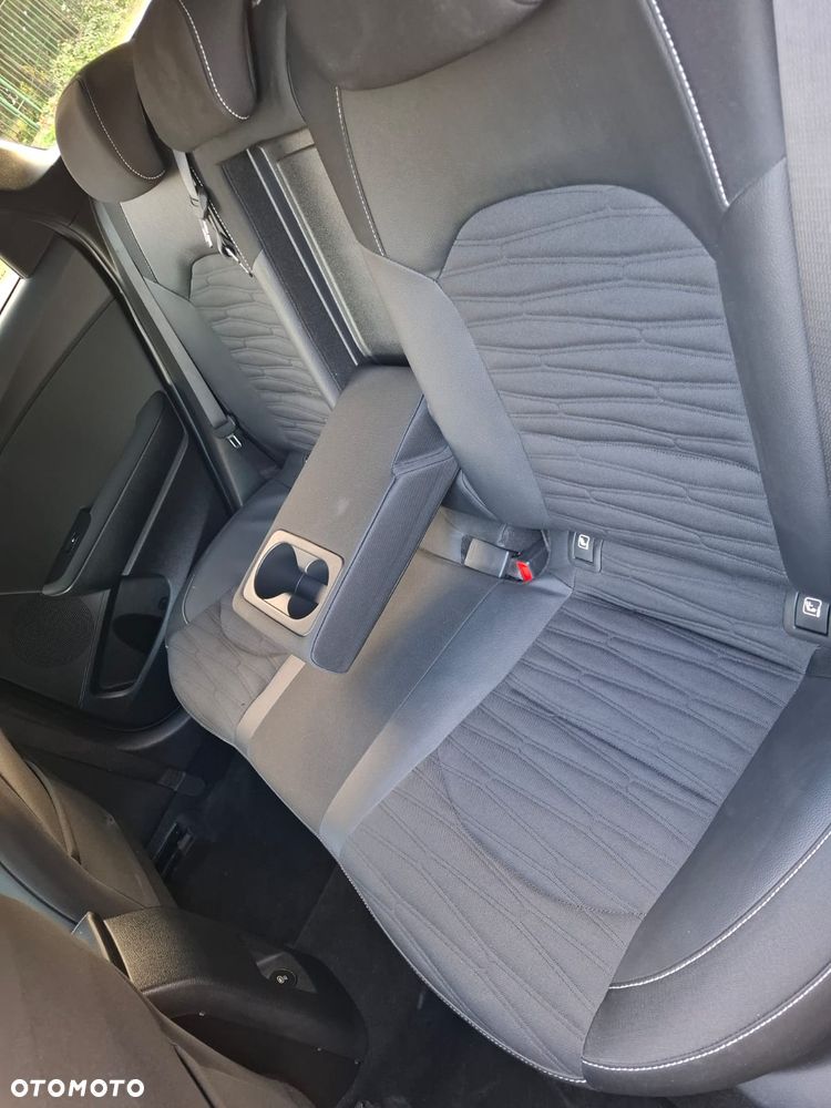 Kia Ceed 1.5 T-GDI DCT7 OPF GT Line - 10