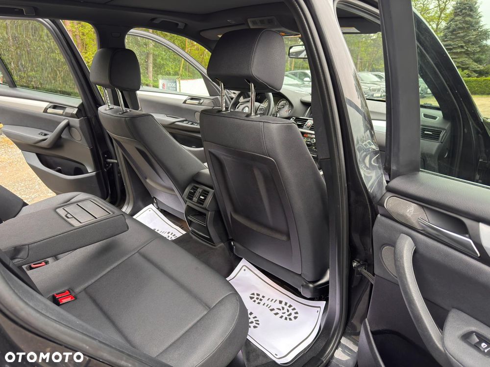 BMW X3 xDrive28i xLine - 11