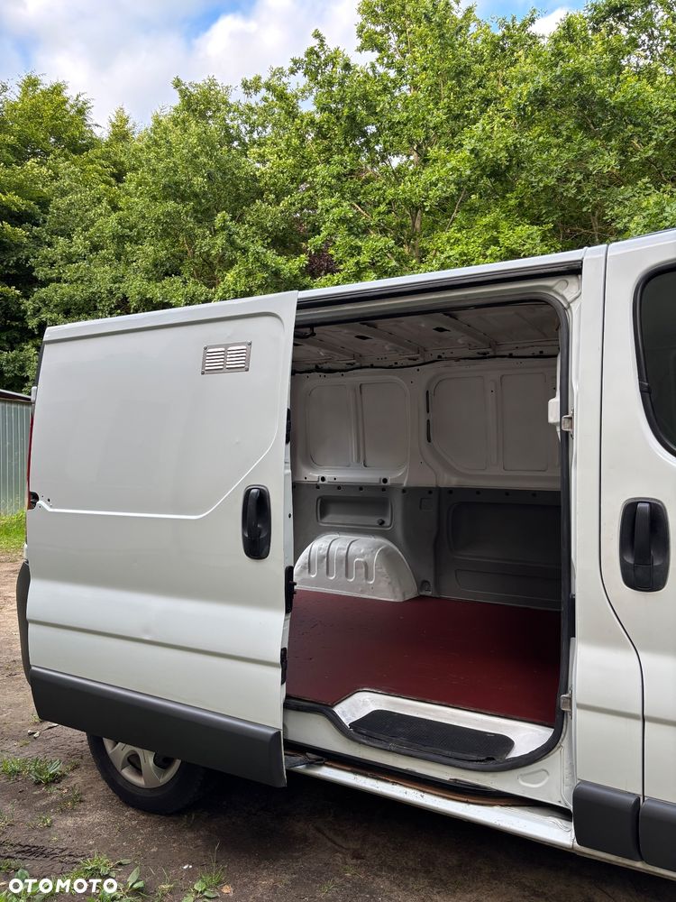 Renault Trafic - 8