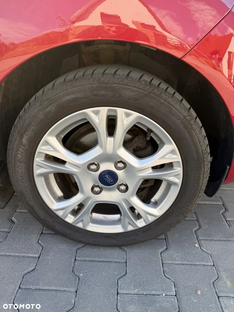 Ford Fiesta 1.4 Titanium - 19