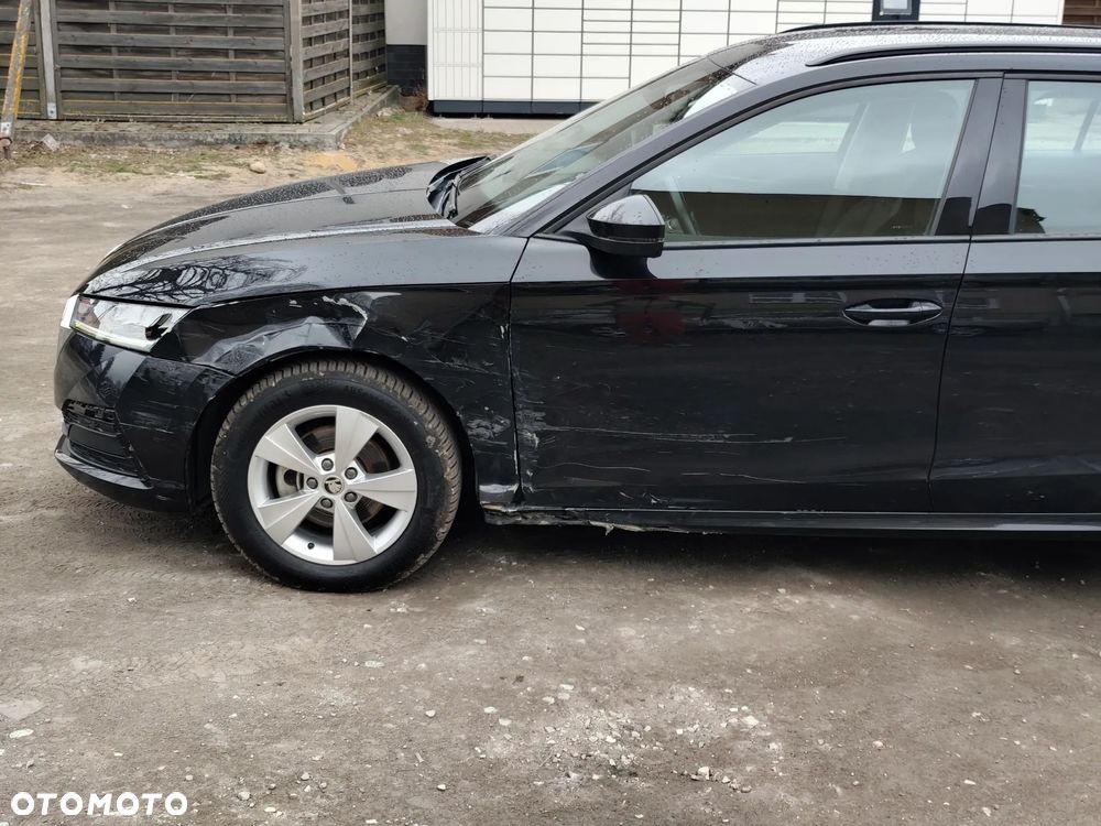 Skoda Octavia 2.0 TDI DSG Edition - 4