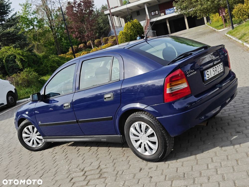 Opel Astra 1.7 CDTI Elegance - 2