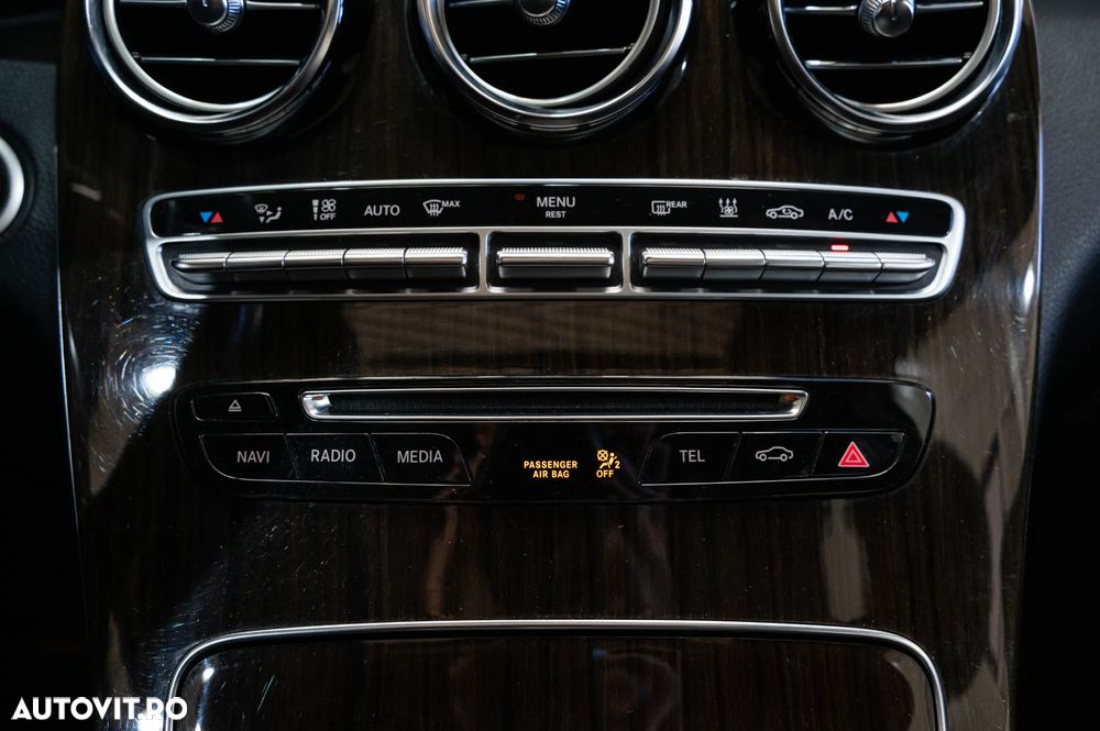 Mercedes-Benz GLC Coupe 220 d 4Matic 9G-TRONIC AMG Line - 17