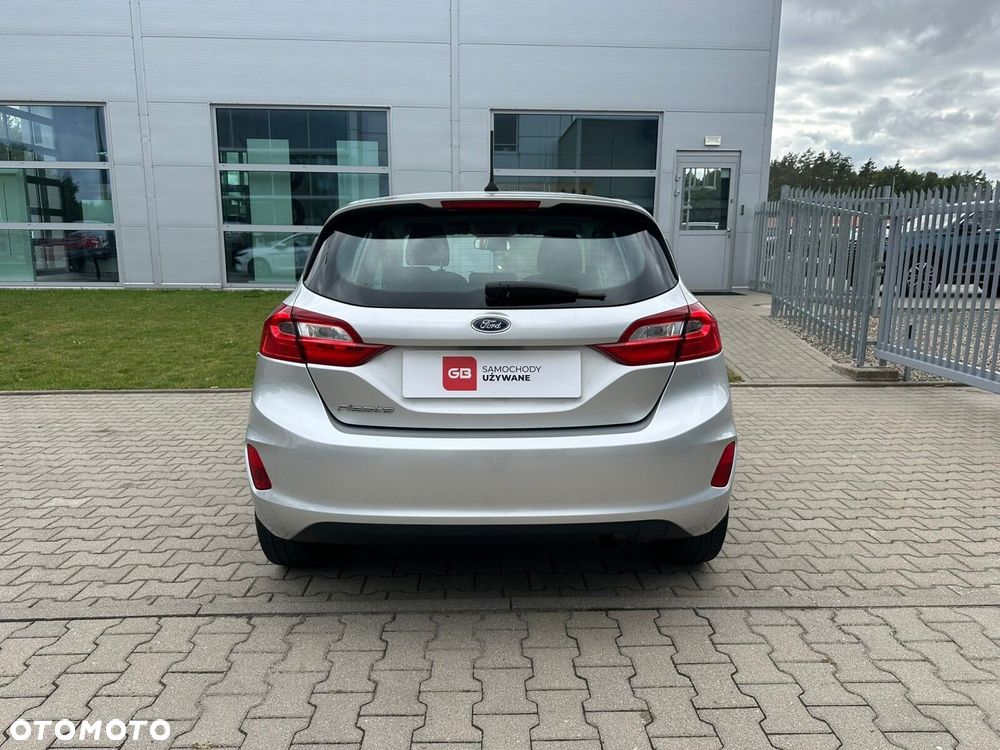 Ford Fiesta - 8