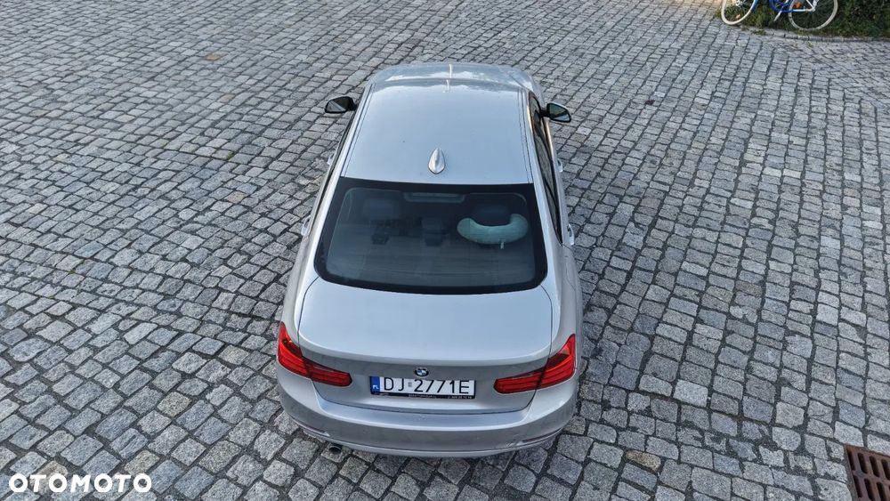 BMW Seria 3 ver-318d - 15