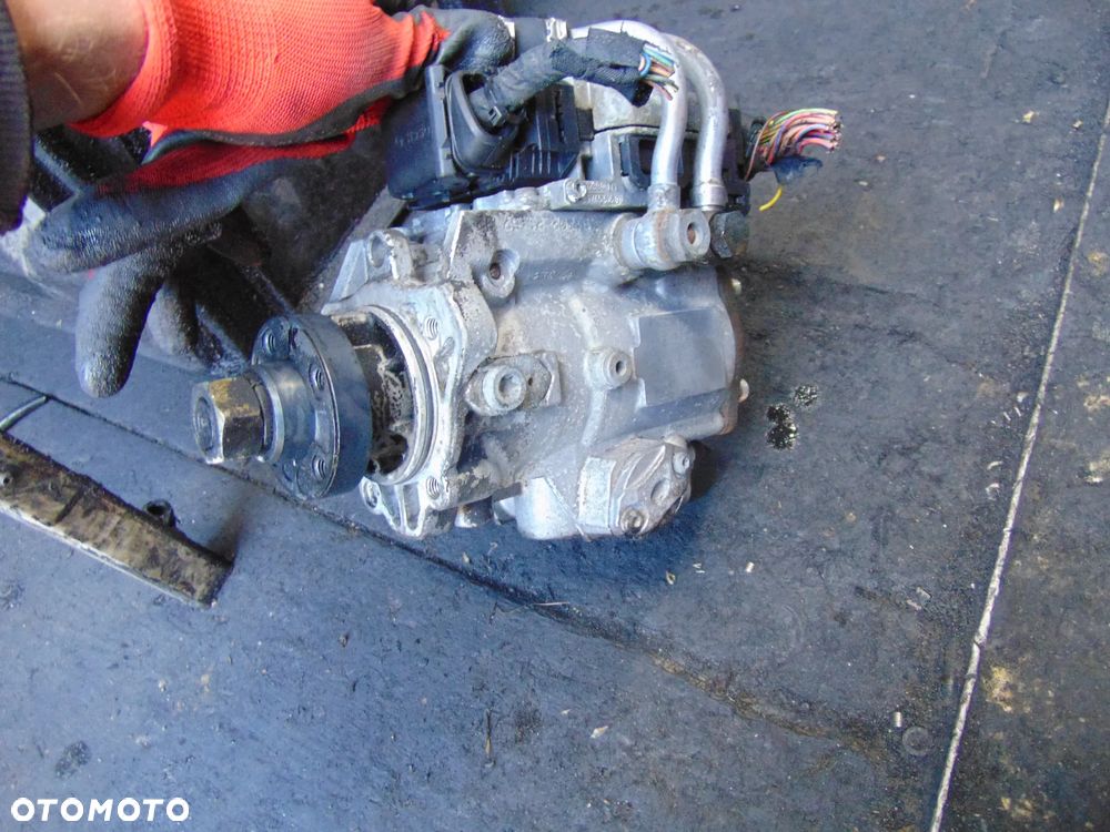 Pompa wtryskowa Vectra C 2,0 DTI - 3