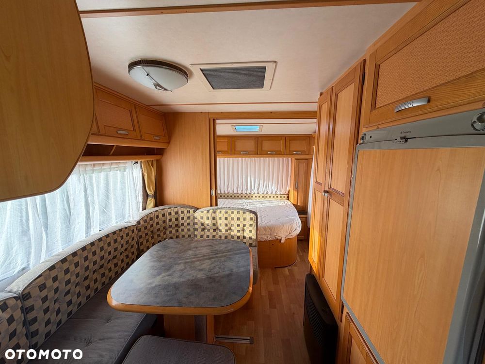 LMC CARAVAN - 16