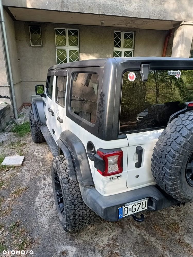 Jeep Wrangler - 3