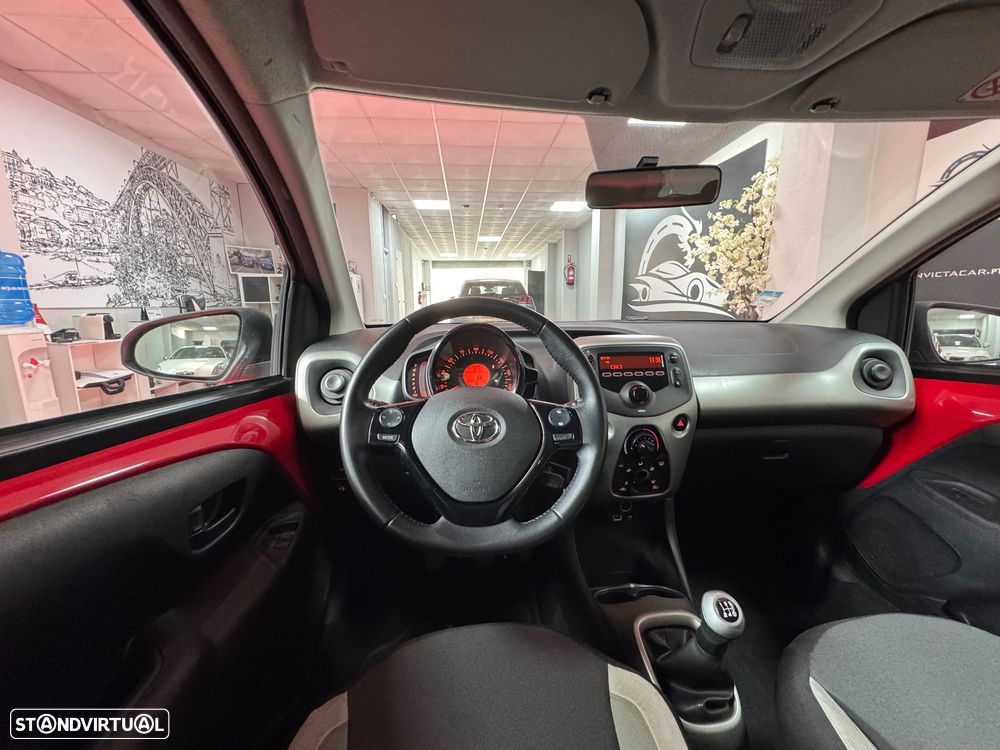 Toyota Aygo 1.0 X-Play+AC - 18