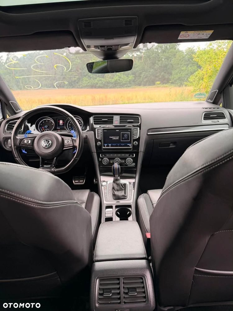 Volkswagen Golf R 4Motion BlueMotion Technology DSG - 35