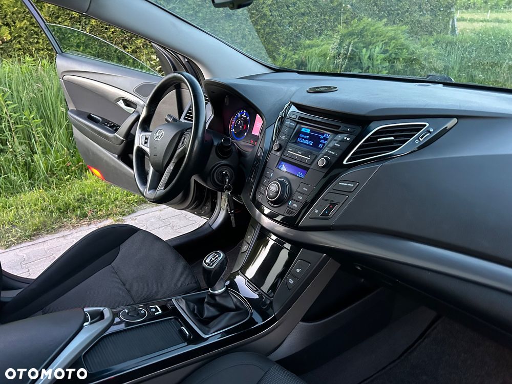 Hyundai i40 - 23