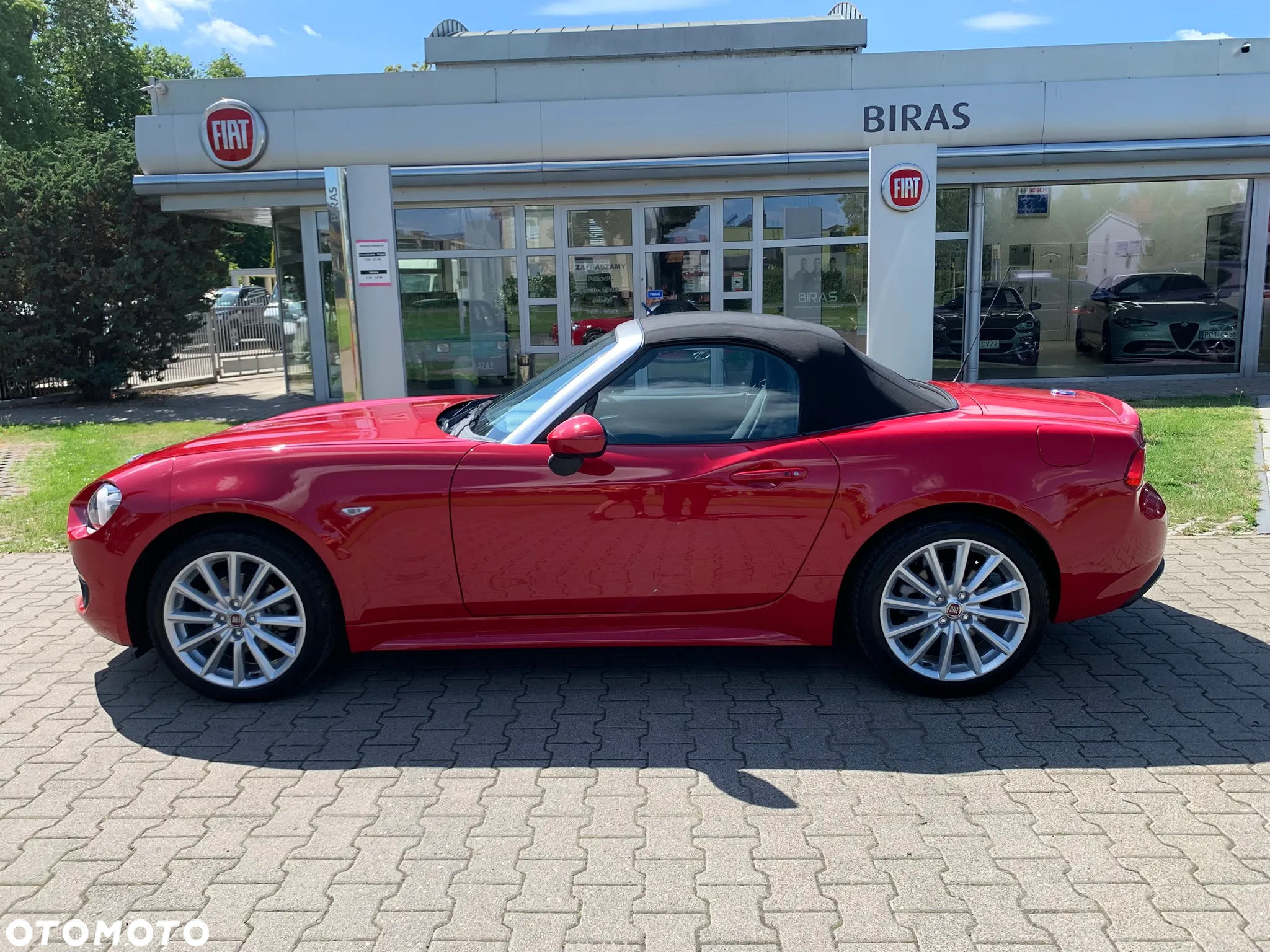 Fiat 124 Spider 1.4 MultiAir Lusso - 17