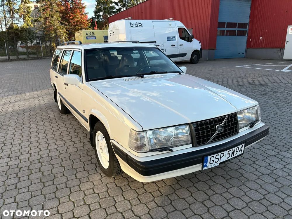 Volvo 945 - 2