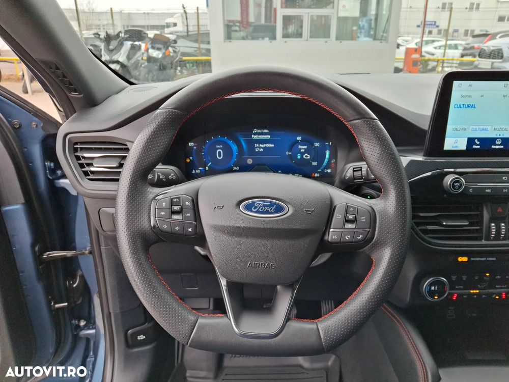 Ford Kuga - 19