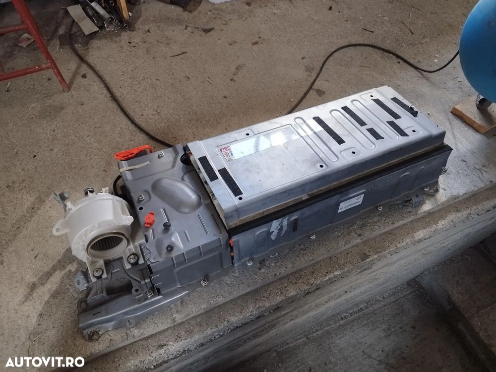 Vand baterie Toyota Prius 3 + o carcasa completa - 2