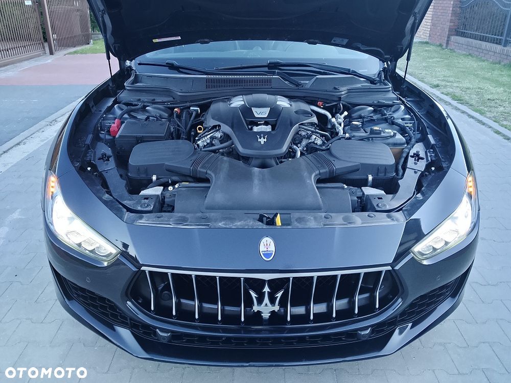 Maserati Ghibli GranSport - 9