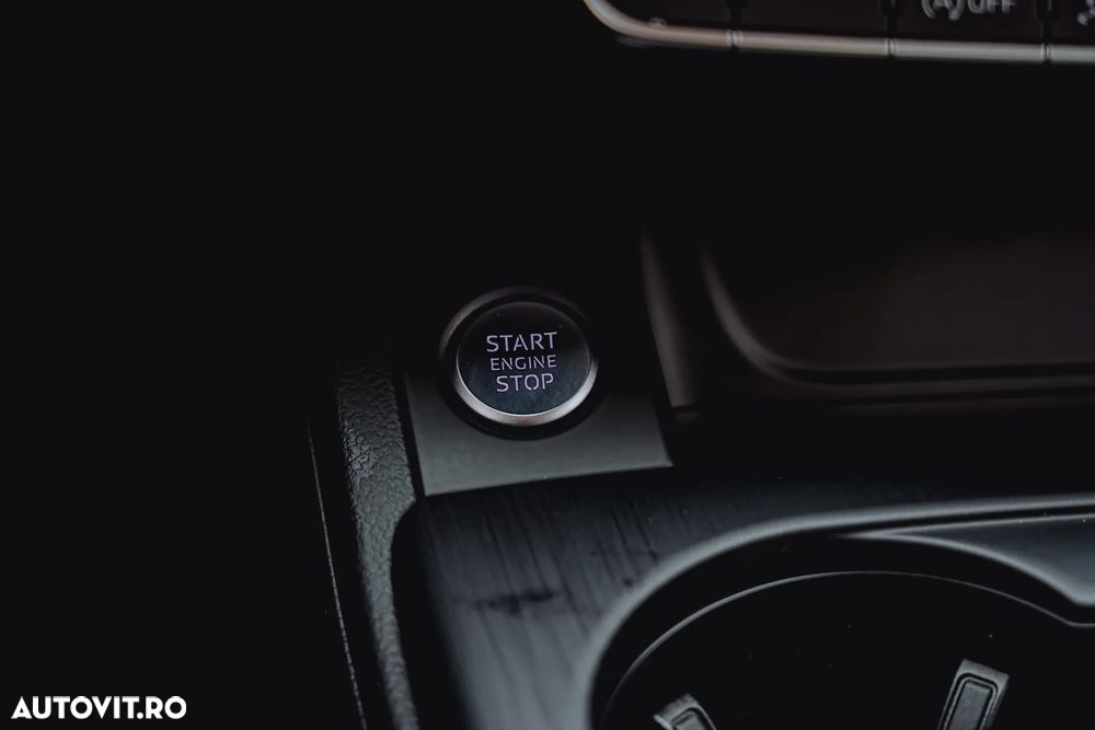 Audi A4 35 TFSI S tronic MHEV Advanced - 32