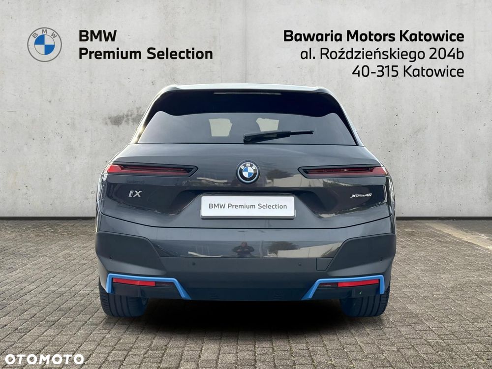 BMW iX - 6
