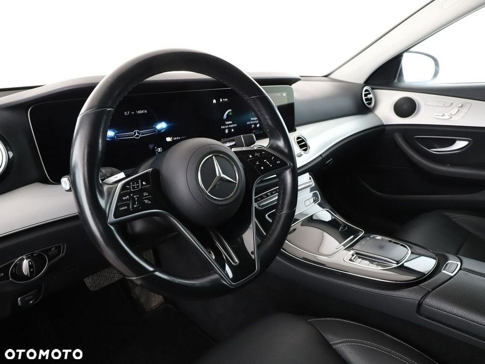 Mercedes-Benz Klasa E 300 de Avantgarde - 15
