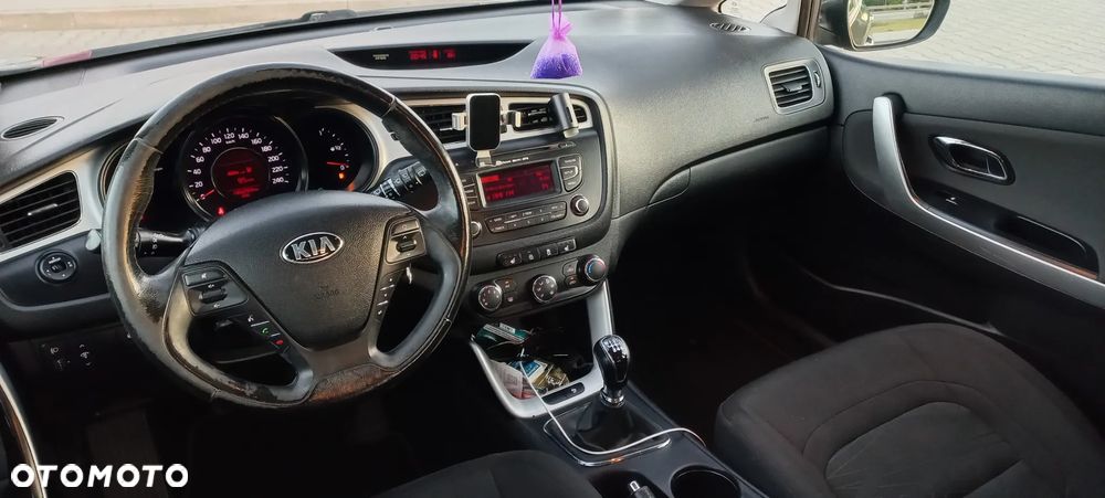 Kia Ceed 1.6 GDI S - 19