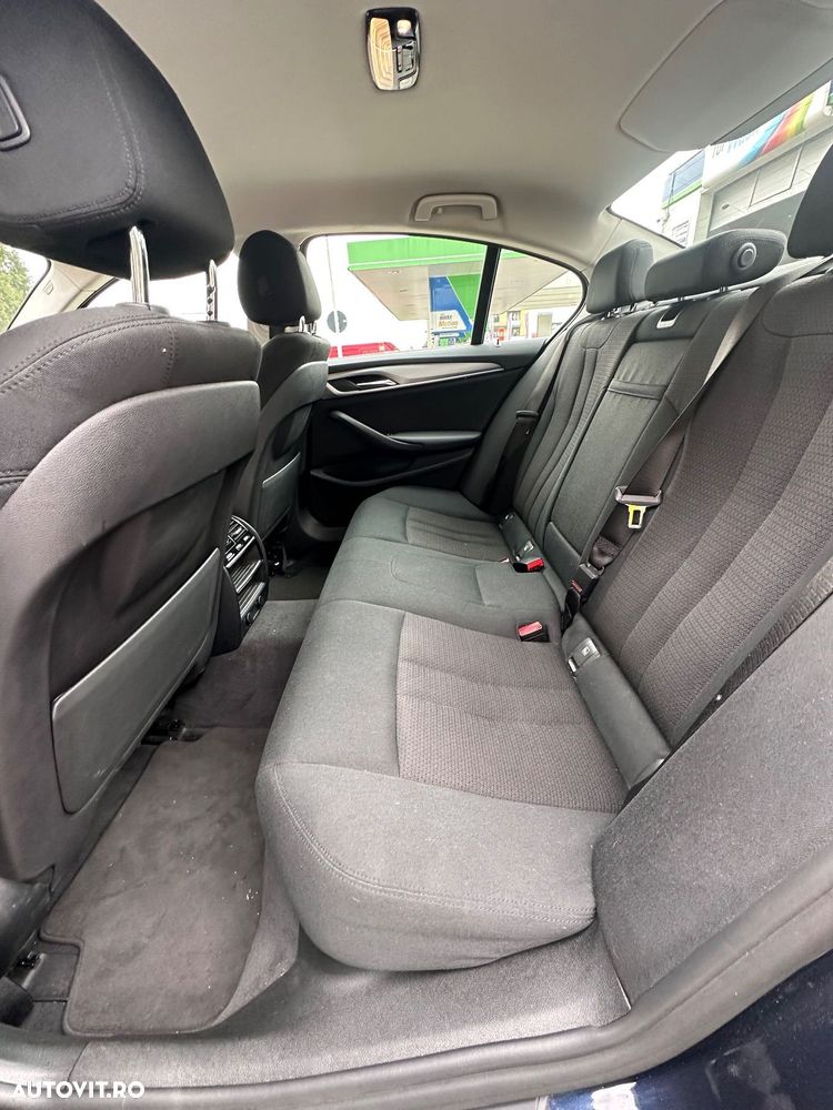 BMW Seria 5 520d xDrive Aut. - 7