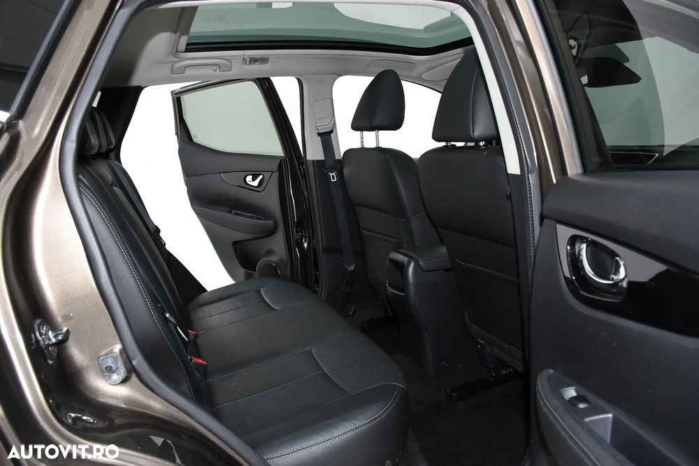 Nissan Qashqai 1.6 DCI TEKNA+ - 17