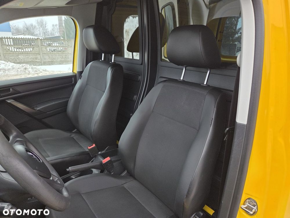 Volkswagen Caddy 2.0 TDI 4MOTION - 11