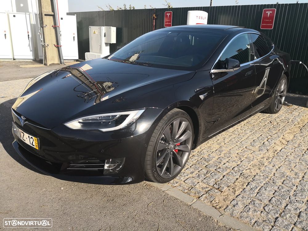 Tesla Model S P100D - 2
