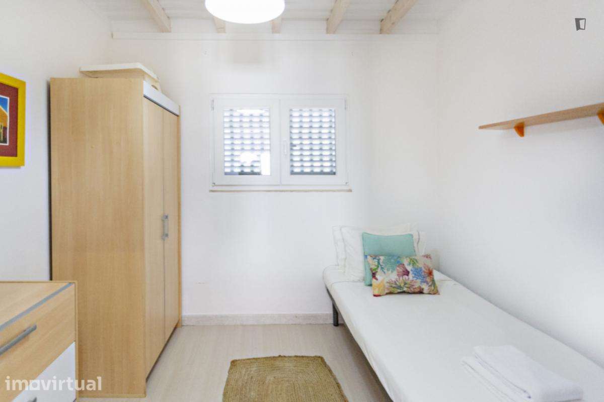 Casa com 3 quartos - localizado em Faro - Grande imagem: 2/15