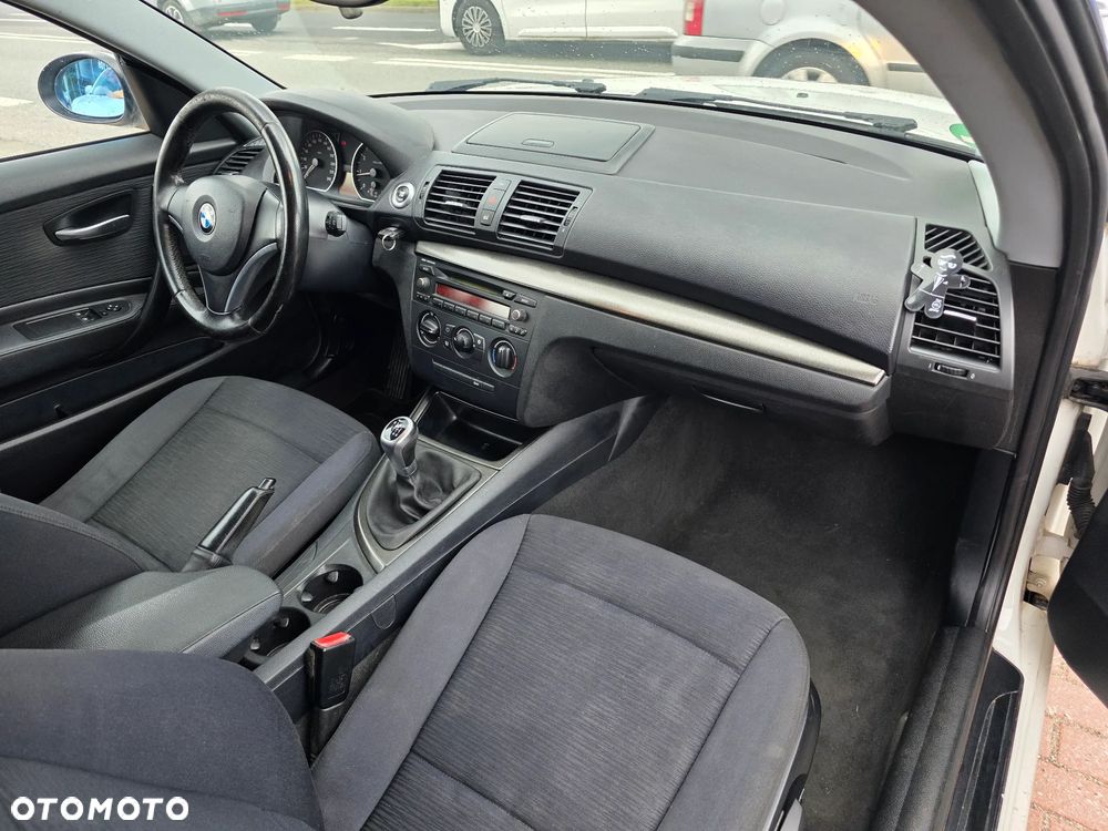 BMW Seria 1 - 14