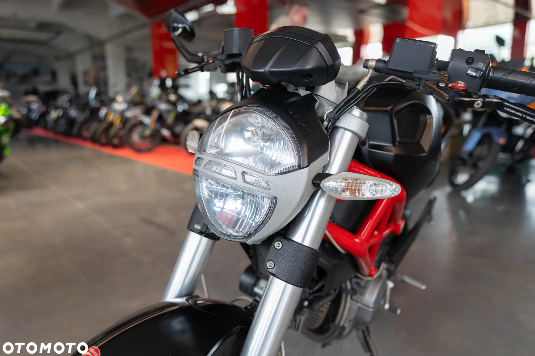 Ducati Monster - 7