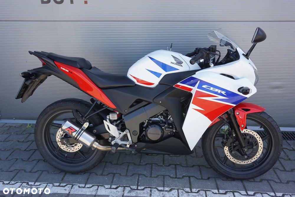 Honda CBR - 7