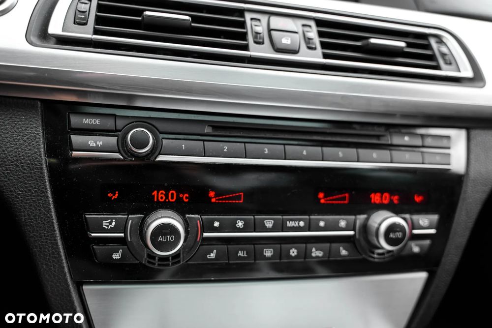 BMW Seria 7 730d L - 29