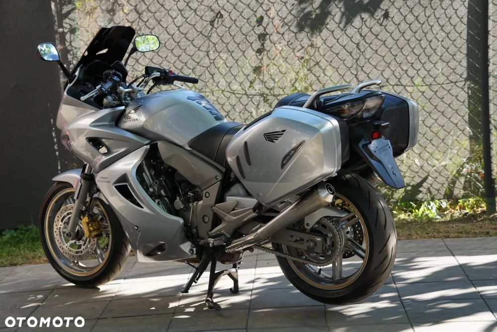 Honda CBF - 5