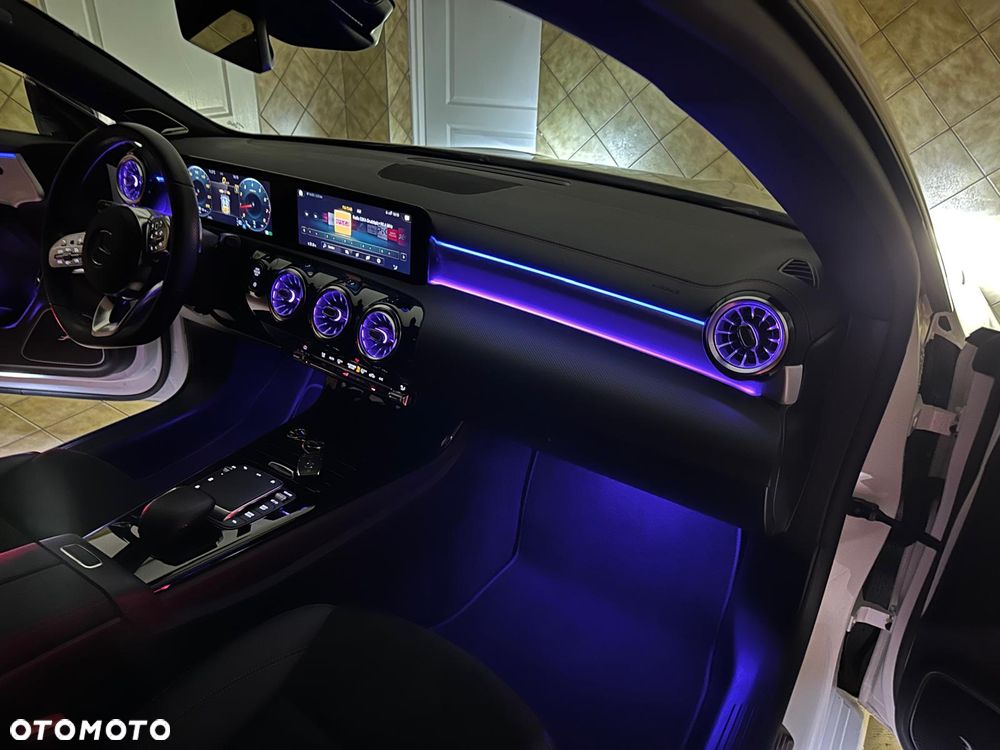 Mercedes-Benz CLA - 8